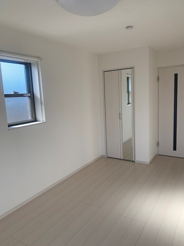 居室・リビング　同施工会社　内装写真