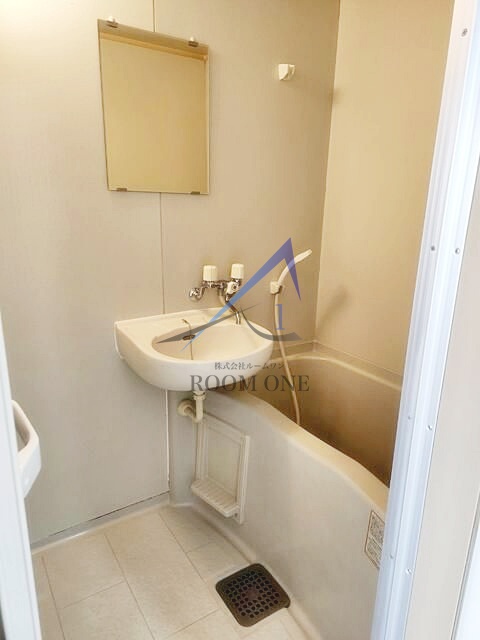 バス・シャワールーム　お風呂です。