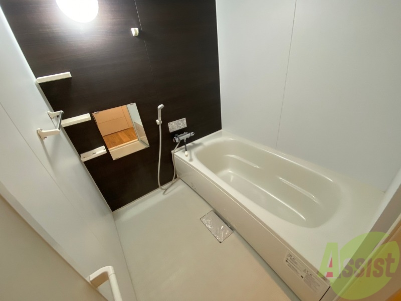 バス・シャワールーム　お風呂です。ゆっくりお風呂につかるのも体に良いですね～