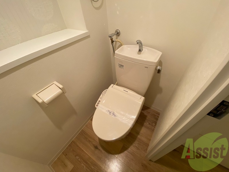 トイレ　トイレです。ウォシュレット付を探している方、おすすめです。
