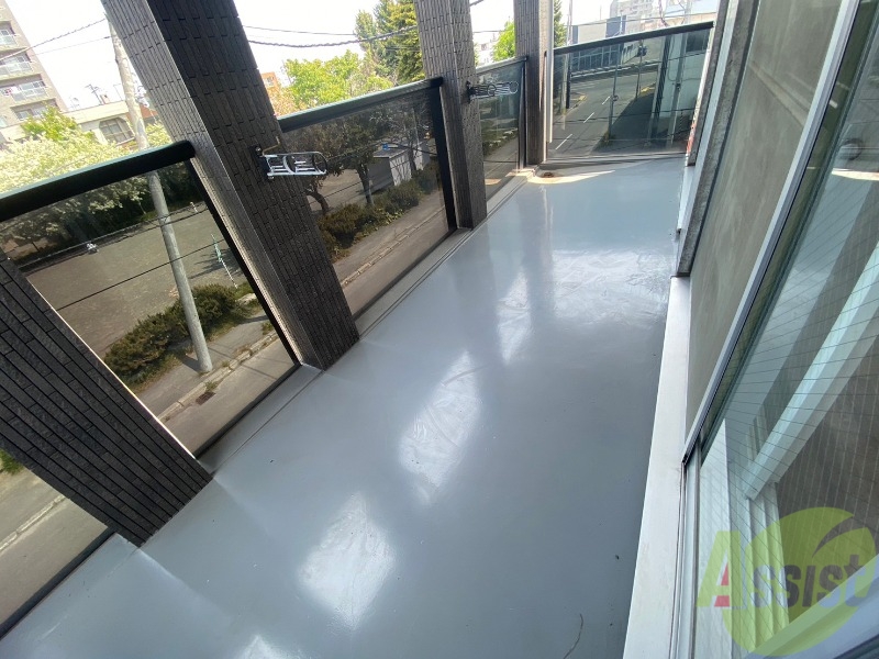 バルコニー　バルコニーが付いていますので一息ついてみてはいかがですか。