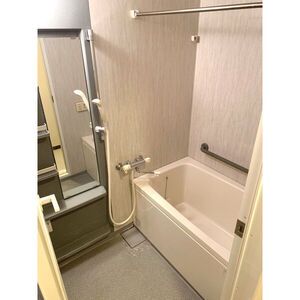 バス・シャワールーム　※別室の参考写真になります。
