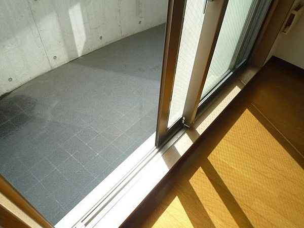 バルコニー　※別室の参考写真になります。