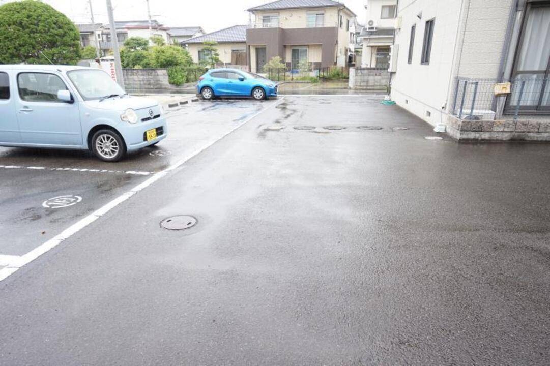 駐車場　駐車場