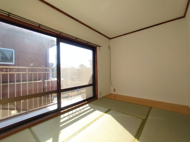 居室・リビング　6.0帖+板の間