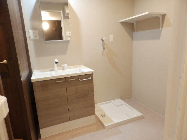 洗面設備　室内洗濯機置き場