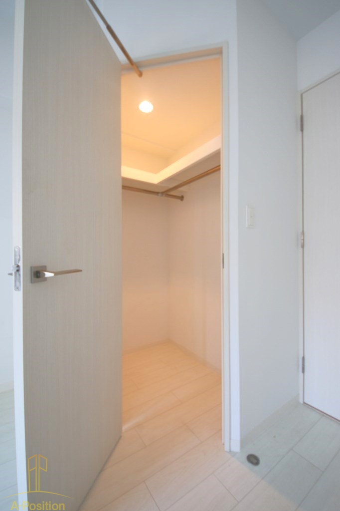 収納　エスリード心斎橋LUXUE