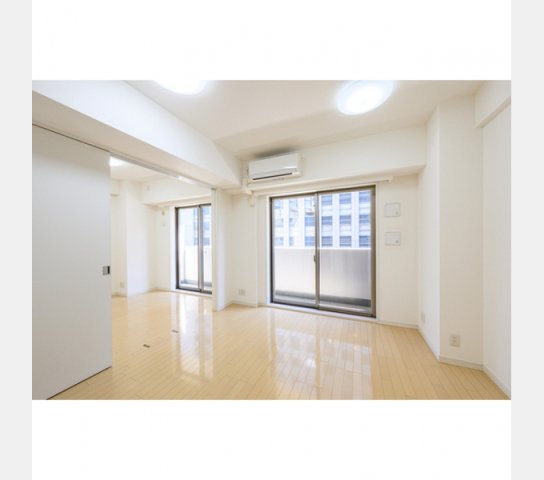 居室・リビング　内観1