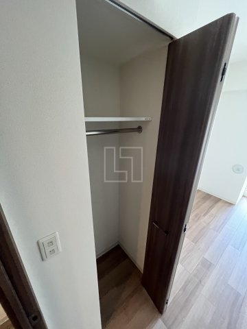 収納　ララプレイス難波シエール　クローゼット