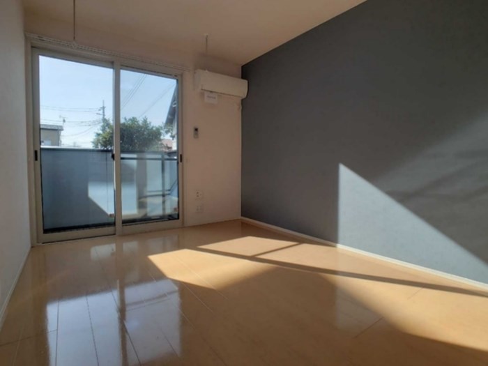 居室・リビング　当物件の参考写真です。(同建物の部屋)