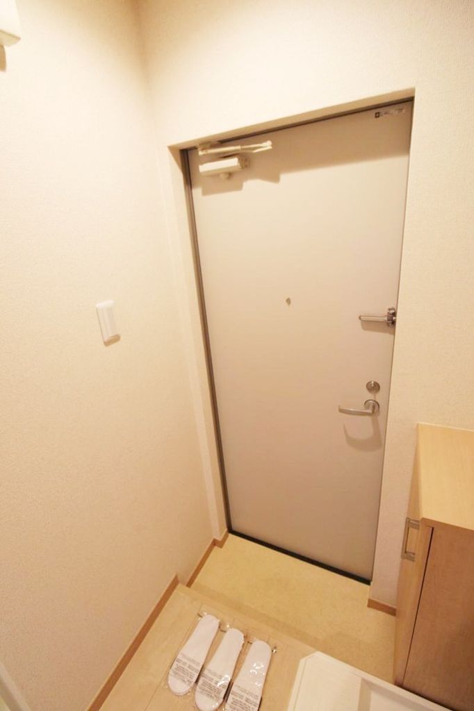 玄関　設備