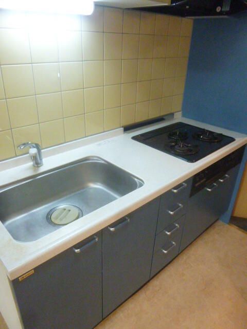 キッチン　※別部屋参考写真