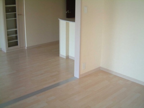 居室・リビング　※写真と異なる場合現況を優先とします。