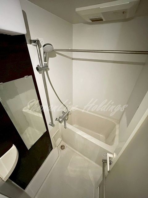 バス・シャワールーム　清潔感のあるバス♪