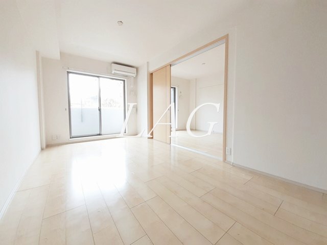 居室・リビング　洋室のお部屋です。