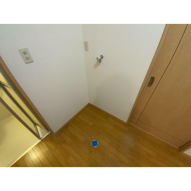 その他　家事の動線を考えると室内洗濯機置場が便利です