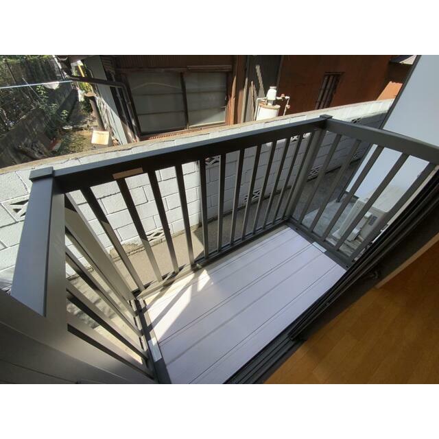 バルコニー　洗濯物がよく乾きそうですね♪