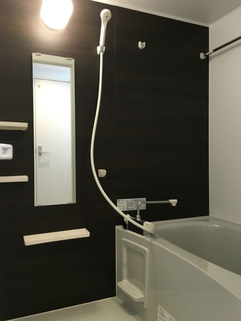 バス・シャワールーム