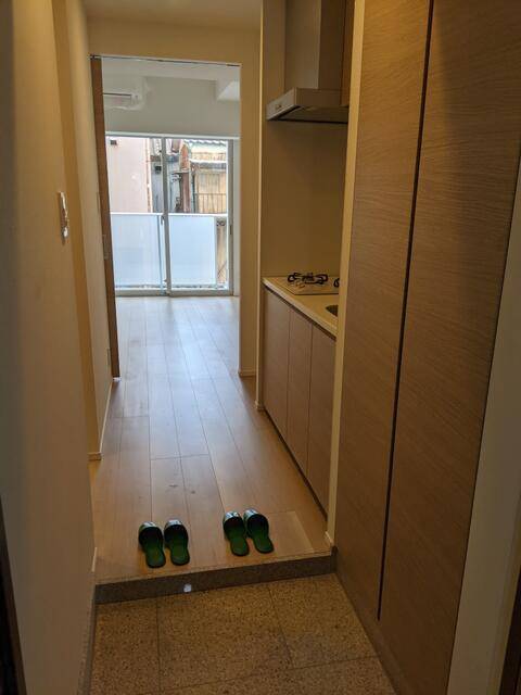 玄関　広い玄関スペース