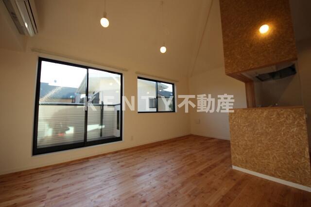 その他部屋・スペース　使い勝手のいい寝室です