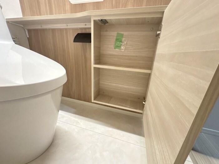 トイレ　トイレ収納