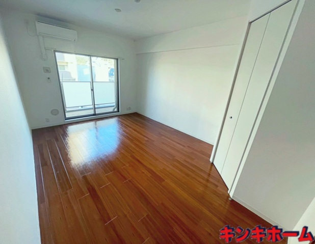 居室・リビング　写真は別のお部屋です。