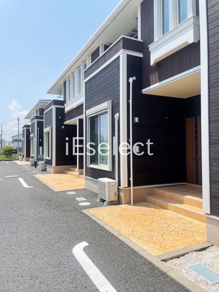 エントランス　エントランスも綺麗ですね。