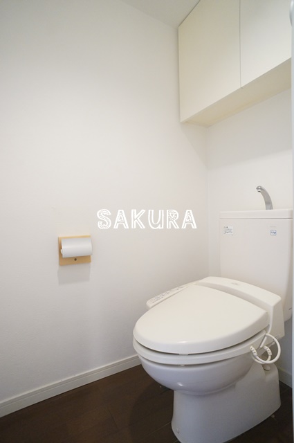 トイレ　嬉しい温水洗浄便座♪