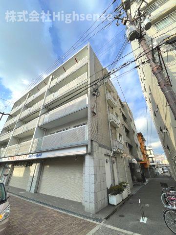 建物外観　落ち着いた雰囲気の外観です
