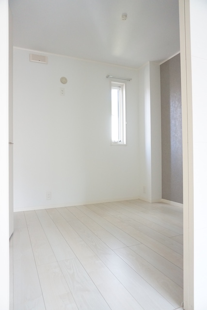 その他部屋・スペース　落ち着いた雰囲気で寝室向きのお部屋です♪