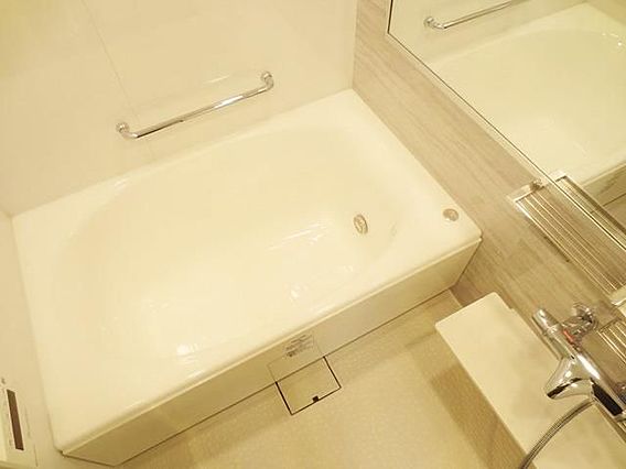 バス・シャワールーム　※別部屋の参考写真です。