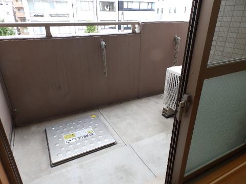 バルコニー　ベランダ