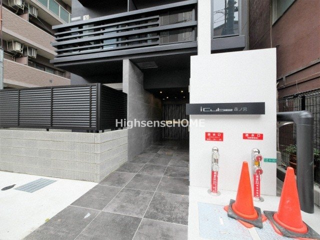 エントランス　清潔なエントランスです