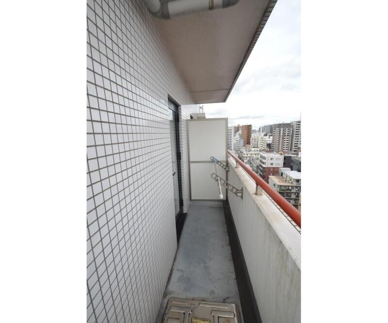 バルコニー　家具家電は設置例です