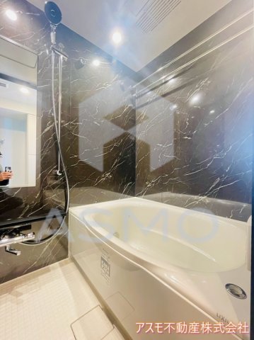バス・シャワールーム　同マンション別部屋参考写真