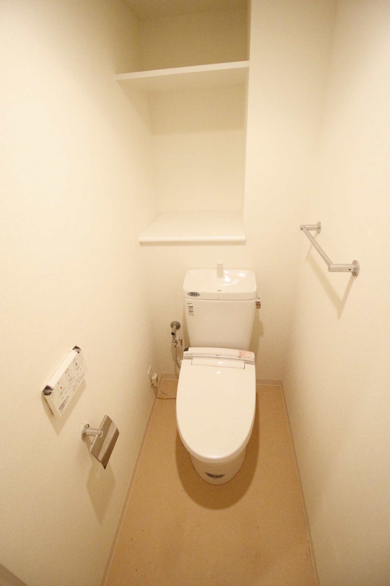トイレ　別の部屋の写真です