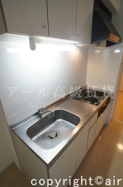 キッチン　別住戸の画像です。