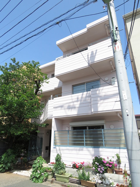 建物外観　★鉄筋コンクリート造３階建マンション★