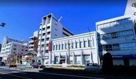 銀行　三菱UFJ銀行中村支店（銀行）まで1421m