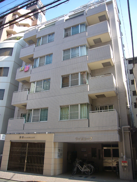 建物外観　重厚感のある外観です。