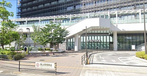 レンタルビデオ　TSUTAYA大崎駅前店（レンタルビデオ）まで621m