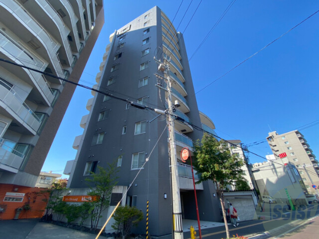 建物外観　札幌市中央区宮の森２条「Ａｄｅｎ宮の森」