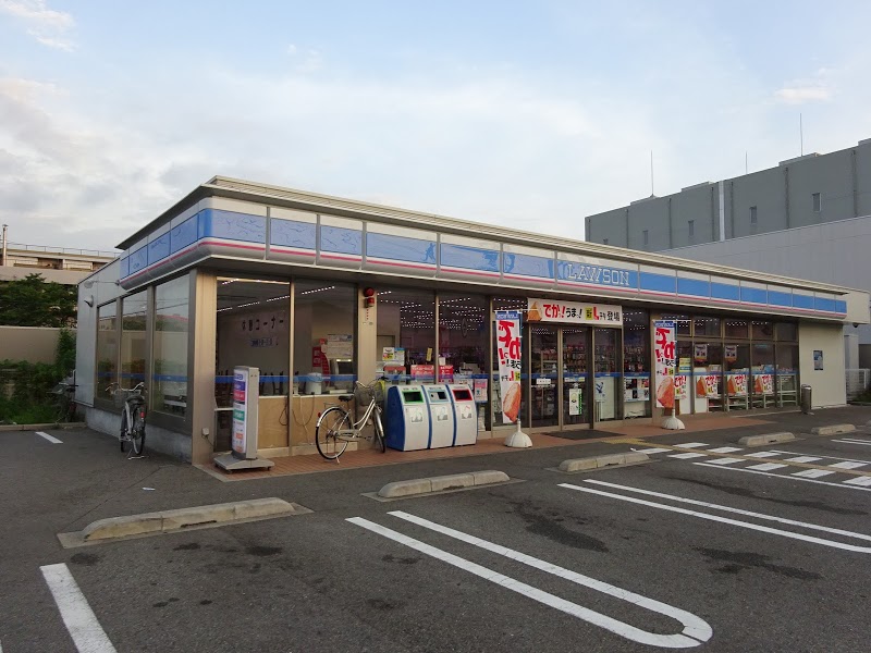 コンビニ　ローソン神戸御影本町一丁目店（コンビニ）まで355m