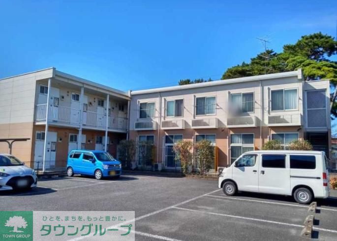 建物外観　駐車場
