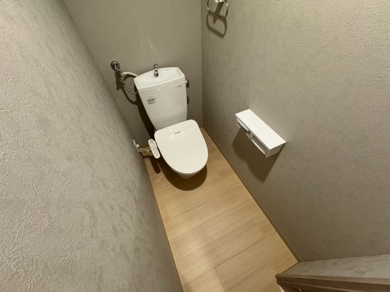 トイレ　トイレです。ウォシュレット付を探している方、おすすめです！