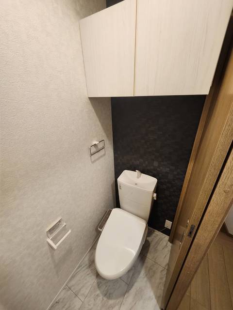 トイレ　同施工会社参考写真です