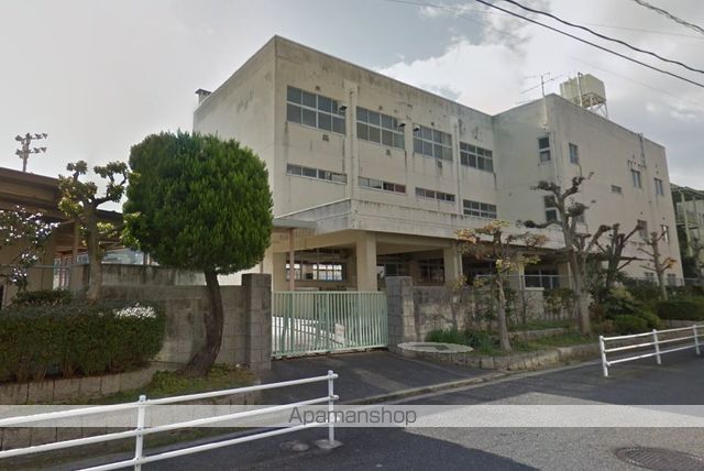 小学校　段原小学校（小学校）まで657m