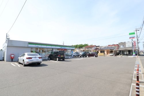 コンビニ　ファミリーマート 一宮西萩原店（コンビニ）まで1102m