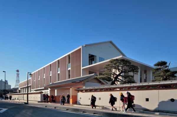 小学校　土浦小（小学校）まで1300m
