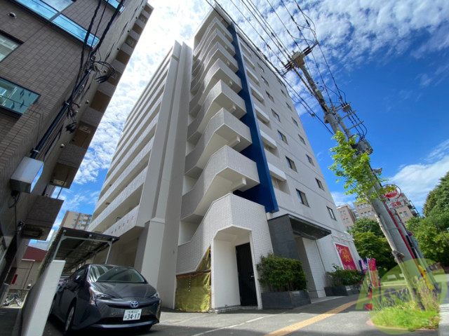 建物外観　札幌市北区北十条西「赤いマンション北大」」